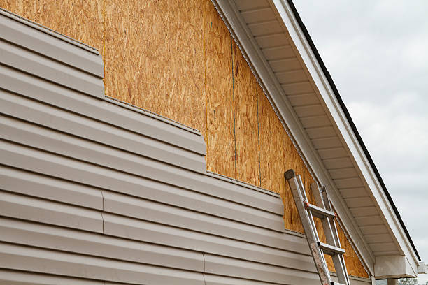 24/7 Emergency Siding Contractor experts in Emporia, VA